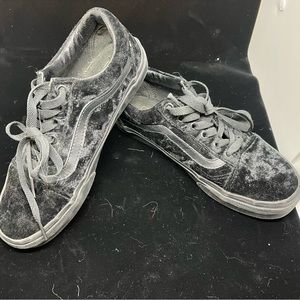 Black velvet women’s vans size 7